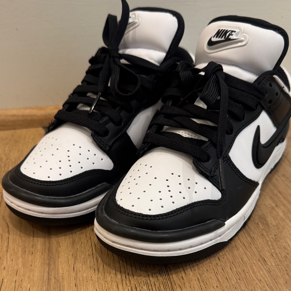 Nike Women’s Dunk Plot Twist Panda BRAND NEW